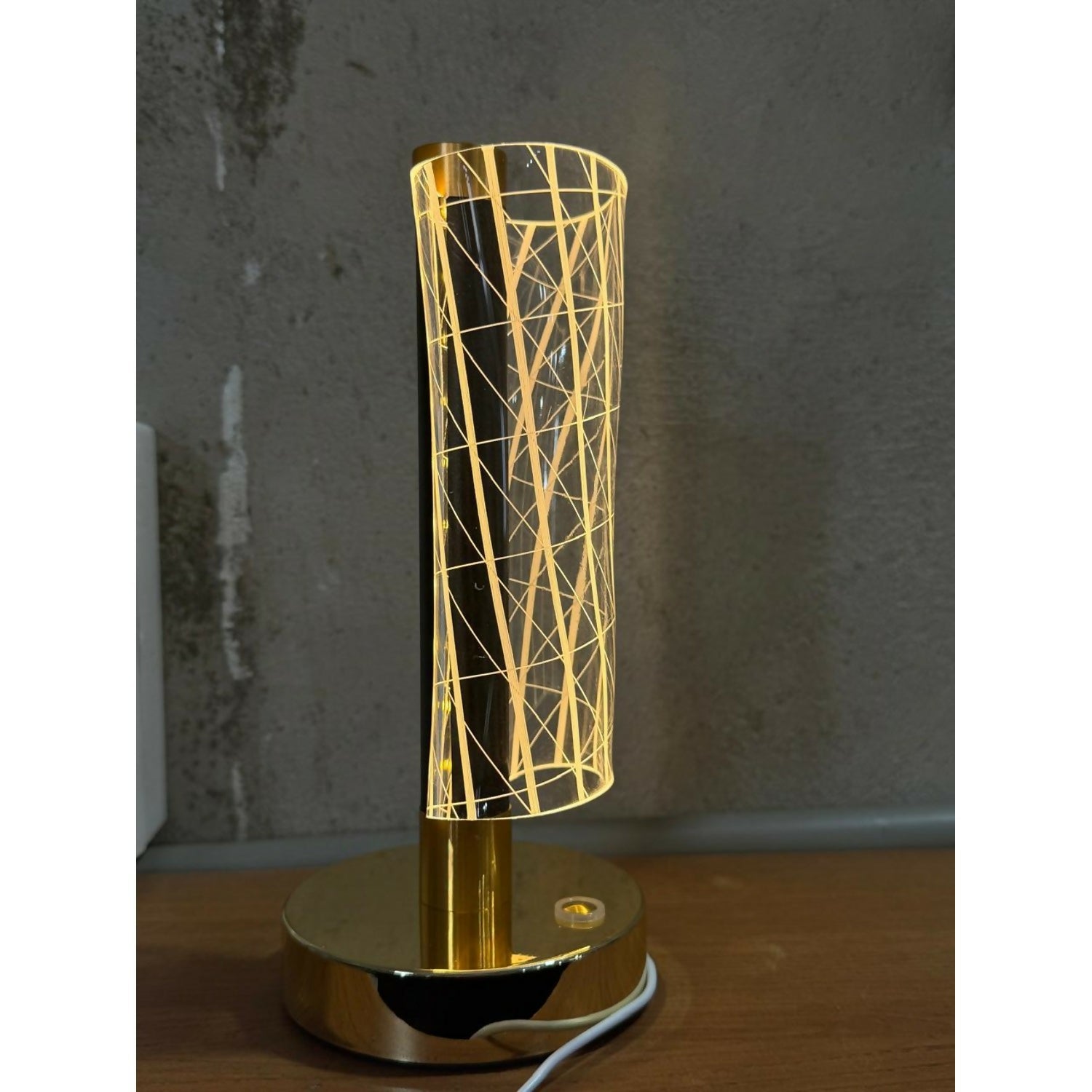 3D Illusion Geometric Vase Shape LED Table Lamp with Touch Control